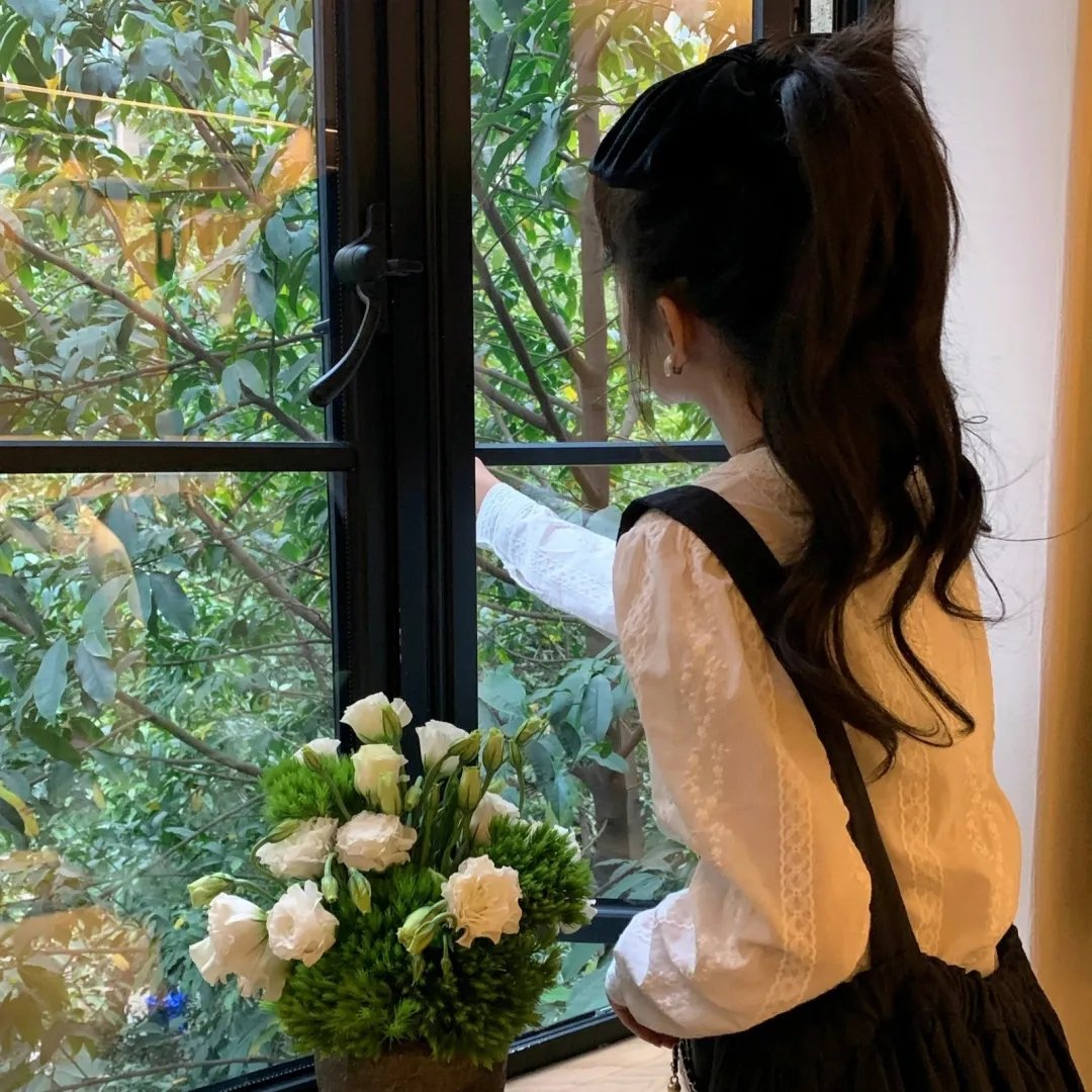 辣妹神探封面